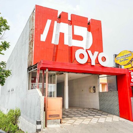 Oyo 425 Mojokerto Guesthouse Exterior foto