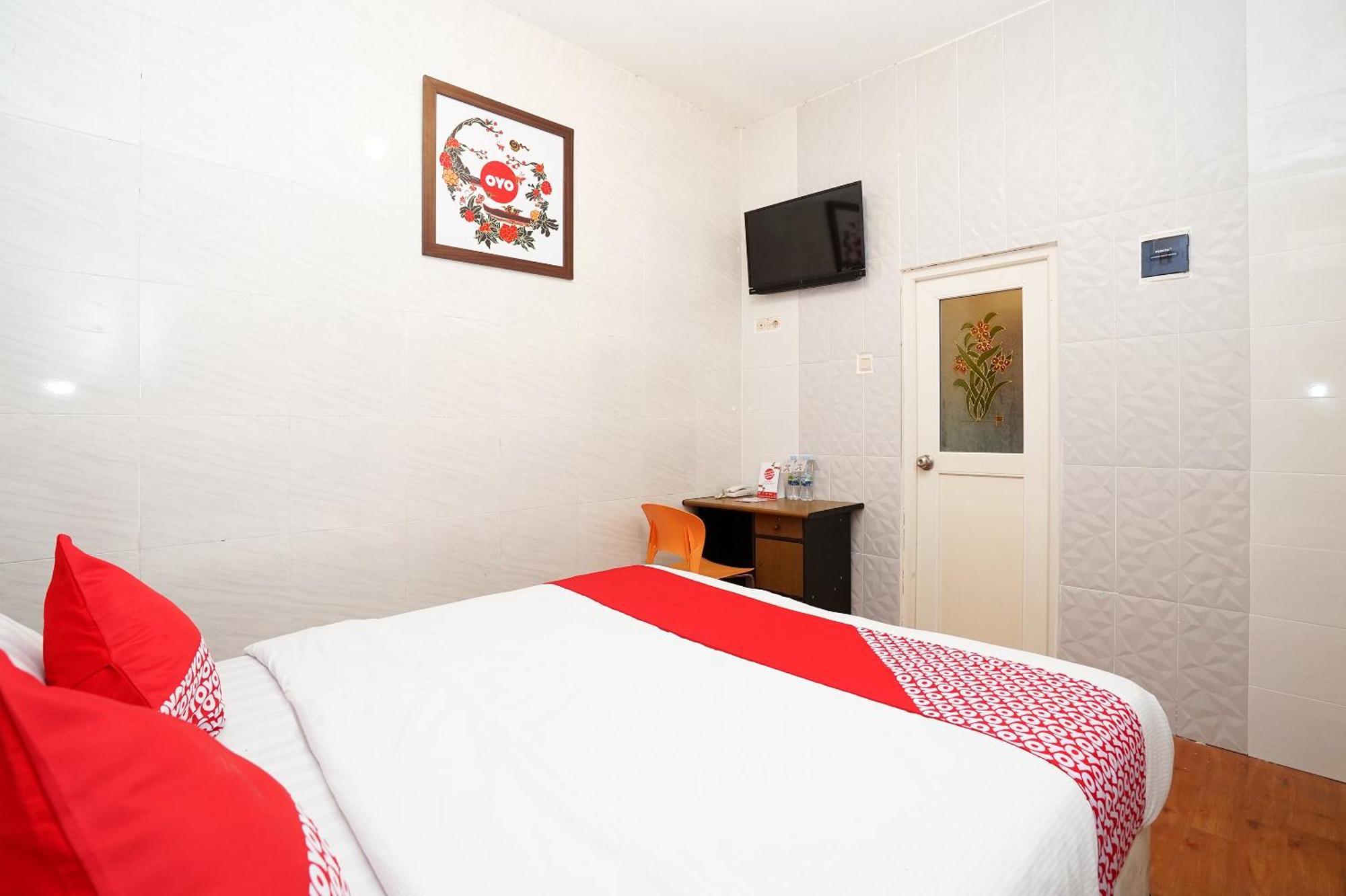 Oyo 425 Mojokerto Guesthouse Exterior foto