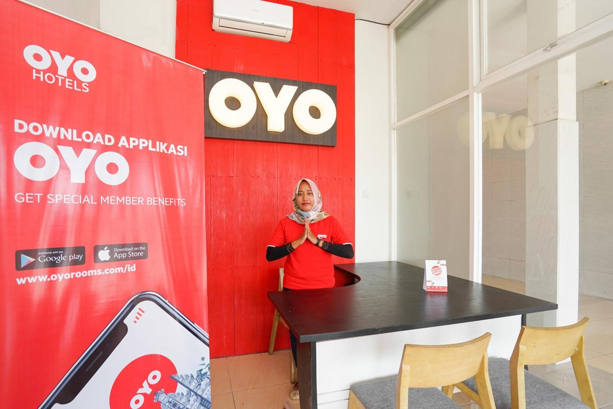 Oyo 425 Mojokerto Guesthouse Exterior foto